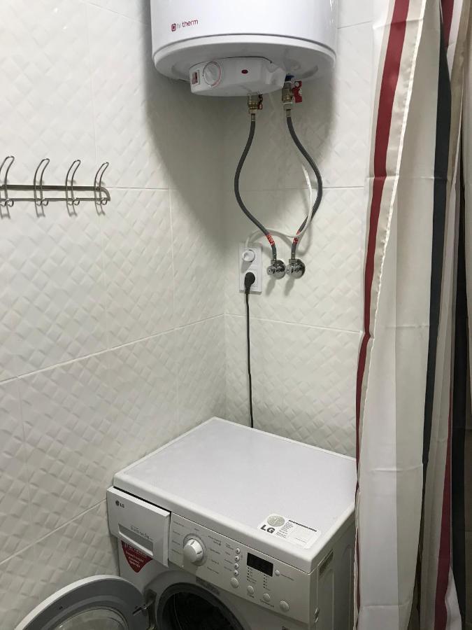 Киев Сдам Посуточно Ул Доброхотова 28 Daily Rent Kyiv St Dobrokhotova 28 Apartment Bagian luar foto