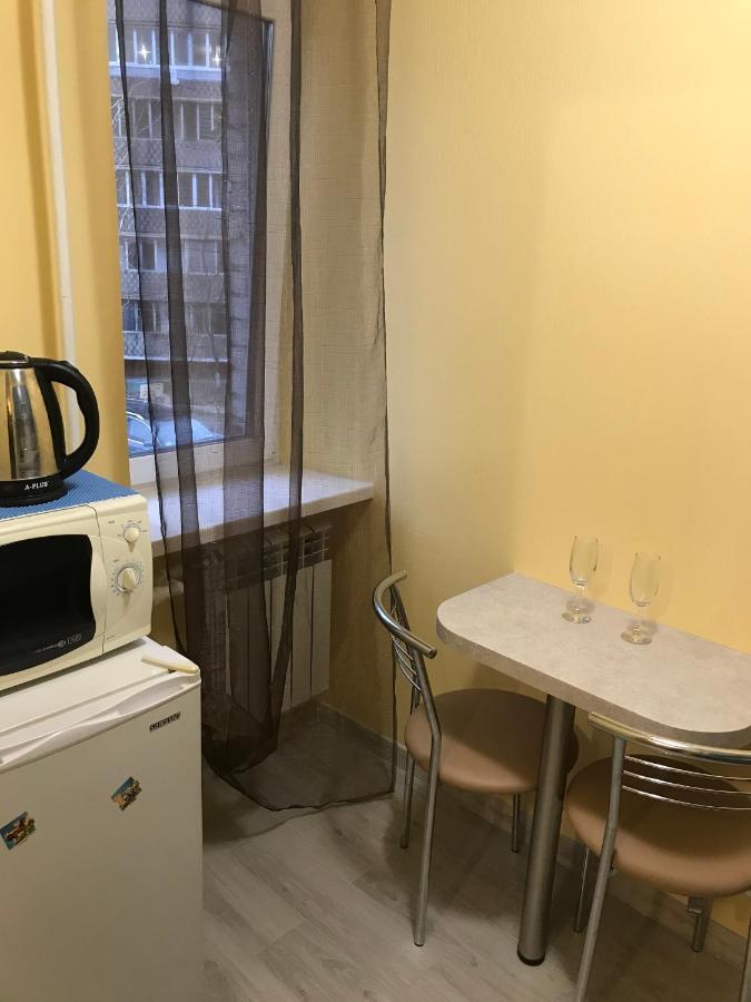 Киев Сдам Посуточно Ул Доброхотова 28 Daily Rent Kyiv St Dobrokhotova 28 Apartment Bagian luar foto